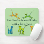 多くの猫を持つ老婦人があるために予定される マウスパッド (マウス)