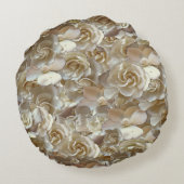 多くの美しい花びらのバラ ラウンドクッション (裏面)