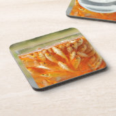 多くの金魚ガラス容器にある コースター (左側)