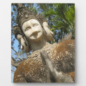 多くの顔ワイ…タイ，イサーン，ノングカイ フォトプラーク (正面)