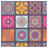 多彩で精神的な曼荼羅の花柄はパターンをタイルを張りました ファブリック (クローズアップ)