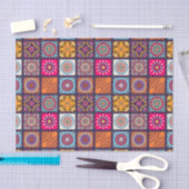 多彩で精神的な曼荼羅の花柄はパターンをタイルを張りました 薄葉紙 (クラフト)