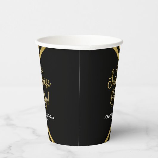 多彩フェイクな金ゴールドChevron驚きのパーティー 紙コップ (右)