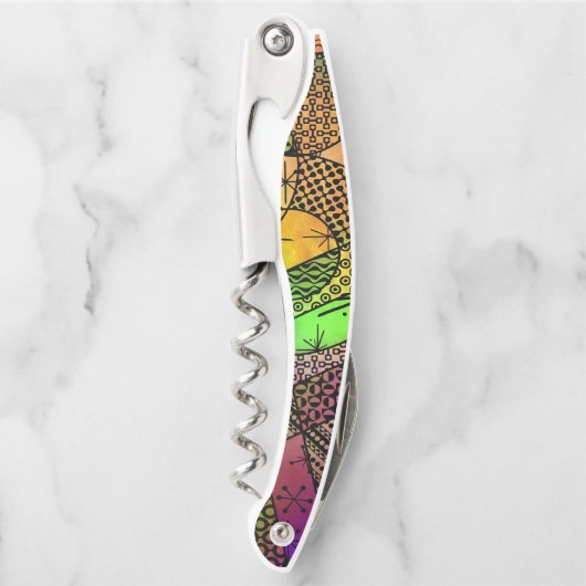 多彩、はっきりしたでアートで抽象的なパターン(の模様が)ある ソムリエナイフ (正面)