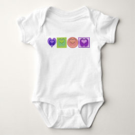 多数のハート及び色 ベビーボディスーツ