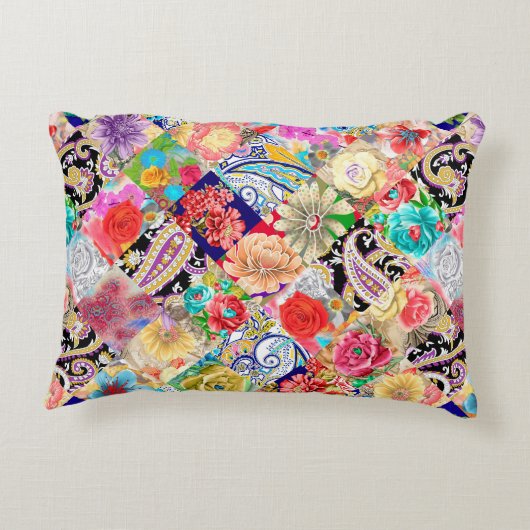 多数の木の美しいシルエット花柄 アクセントクッション (裏面)