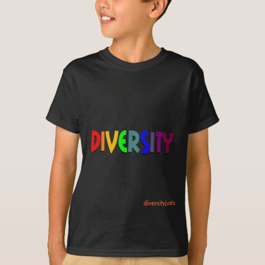 多様性(虹) (描かれる子供のワイシャツ) Tシャツ (正面)