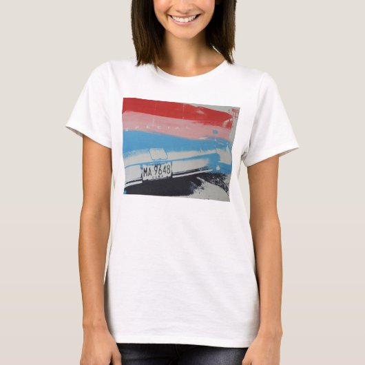 多色刷りのフェンダー Tシャツ (正面)