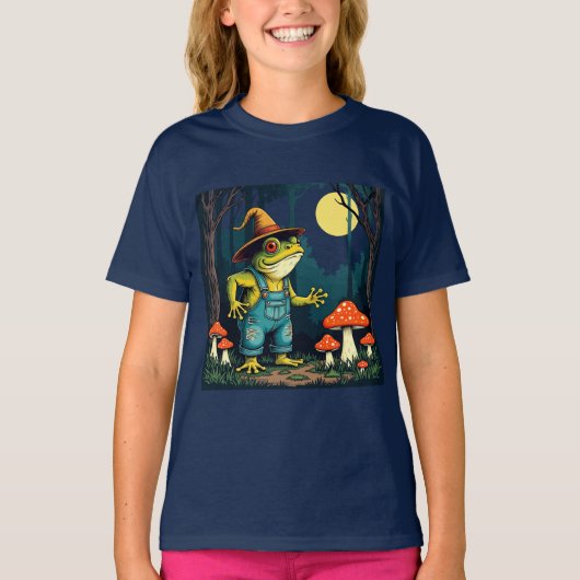夜にキノコ狩りをするカエル使いの魔女 Tシャツ (正面)