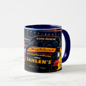 夜にレーシングするSahlenマグカップ マグカップ (正面右)