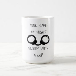 夜に安全な警察ユーモア コーヒーマグカップ