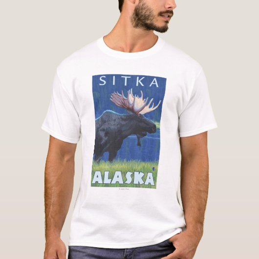 夜のアメリカヘラジカ- Sitka、アラスカ Tシャツ (正面)
