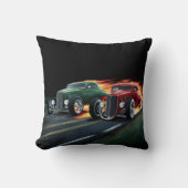 夜のクラシック通りを駆け抜ける熱棒 クッション (正面)