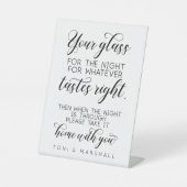 夜のグラスは…の結婚ガラスの恩恵 台座サイン (正面)