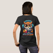 夜のゲームプレイヤーのマスコット 楽しいゲームイラスト Tシャツ (裏面フル)