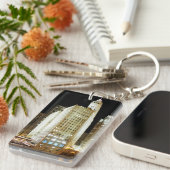 夜のシカゴの有名な陸標 キーホルダー (正面右)