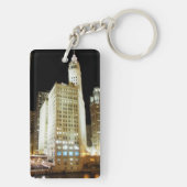 夜のシカゴの有名な陸標 キーホルダー (裏面)