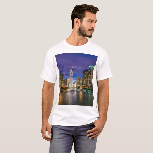 夜のシカゴ イリノイ州 Tシャツ (正面フル)