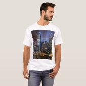 夜のシンガポールのダウンタウン Tシャツ (正面フル)