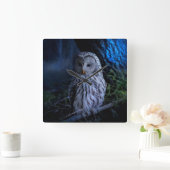 夜のスノーフクロウ スクエア壁時計 (ホーム)