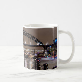 夜のタイヌ橋 コーヒーマグカップ