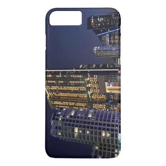 夜のドバイのマリーナの超高層ビル Case-Mate iPhoneケース (裏面)