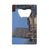 夜のドバイ建築 クレジットカード栓抜き (正面)