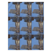 夜のドバイ建築 テーブルクロス (正面)