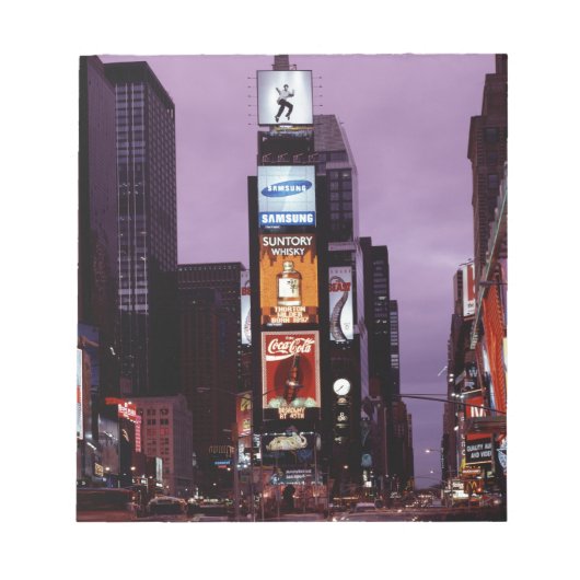 夜のニューヨーク・タイムズ・スクエアのトラフィック ノートパッド (正面)