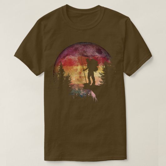 夜のハイキングトレッキング愛好家の水の色の月 Tシャツ (デザイン正面)