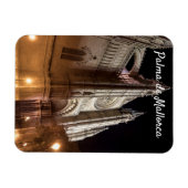 夜のパルマ・デ・マヨルカ大聖堂 – スペイン マグネット (横)