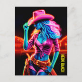 夜のピンクの帽子の電気ネオン農場の女の子 ポストカード (正面)