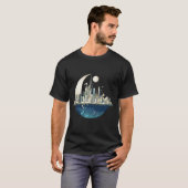 夜のモダン発見で街のスカイラインの風景 Tシャツ (正面フル)