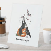 夜の修道女に気を不気味付け 台座サイン (インサイチュ)