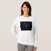 夜の全地球の都市のライトを表示6 Tシャツ (正面フル)