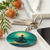 夜の夜に夜の夜の夜のヨガ瞑想ポーズ キーホルダー (側面)