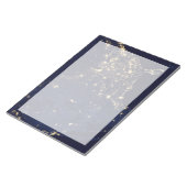 夜の州の統一された街灯。 ノートパッド (アングル)