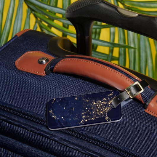 夜の州の統一された街灯。 ラゲッジタグ (正面インサイチュ3)