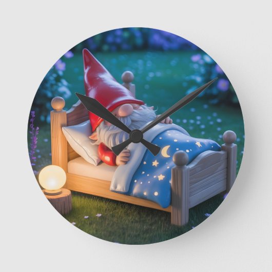 夜の庭の眠れるノーム ラウンド壁時計 (正面)