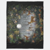 夜の愛らしいトナカイ フリースブランケット (正面)