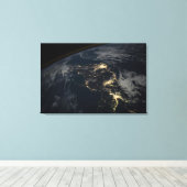 夜の日本の街灯。 キャンバスプリント (インサイチュ (ウッドフロア))