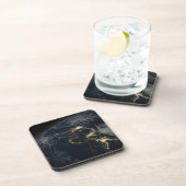 夜の日本の街灯。 コースター (右側)