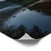 夜の森のキャビン ポスター (角)