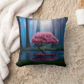 夜の森の中のピンクの木と池 クッション (ブランケット)