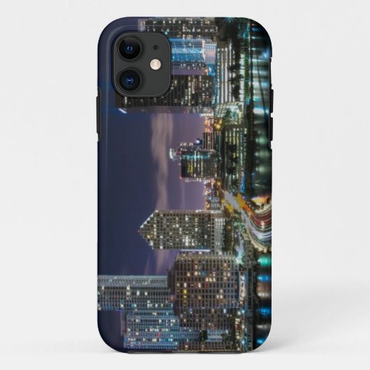 夜の橋が付いているマイアミ都市のスカイライン Case-Mate iPhoneケース (裏面)