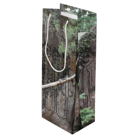 夜の歩くギグラーズペトログリフ ワインギフトバッグ (正面アングル)