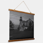 夜の灯台 吊り下げ型タペストリー (傾斜あり)