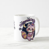 夜の生き物 - かわいい魔女のアライグマ コーヒーマグカップ (正面右)