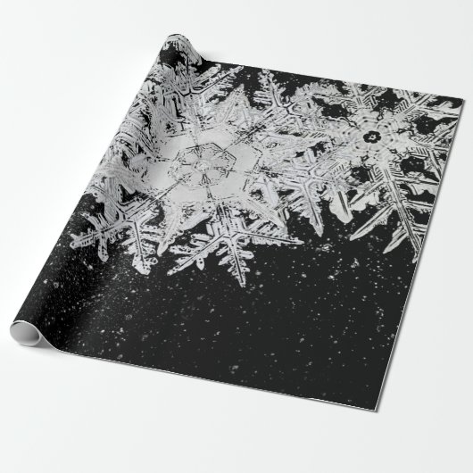 夜の空にWILSON BENTLEY SNOWFLAKES ラッピングペーパー (アンロールド)