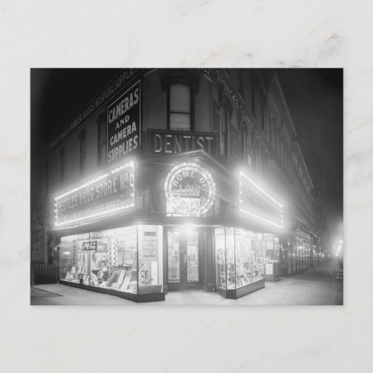 夜の街角の商店, 1920 ポストカード (正面)